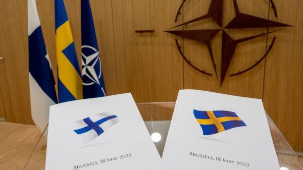 Курс на десуверенизацию: чем может обернуться для Финляндии и Швеции вступление в НАТО